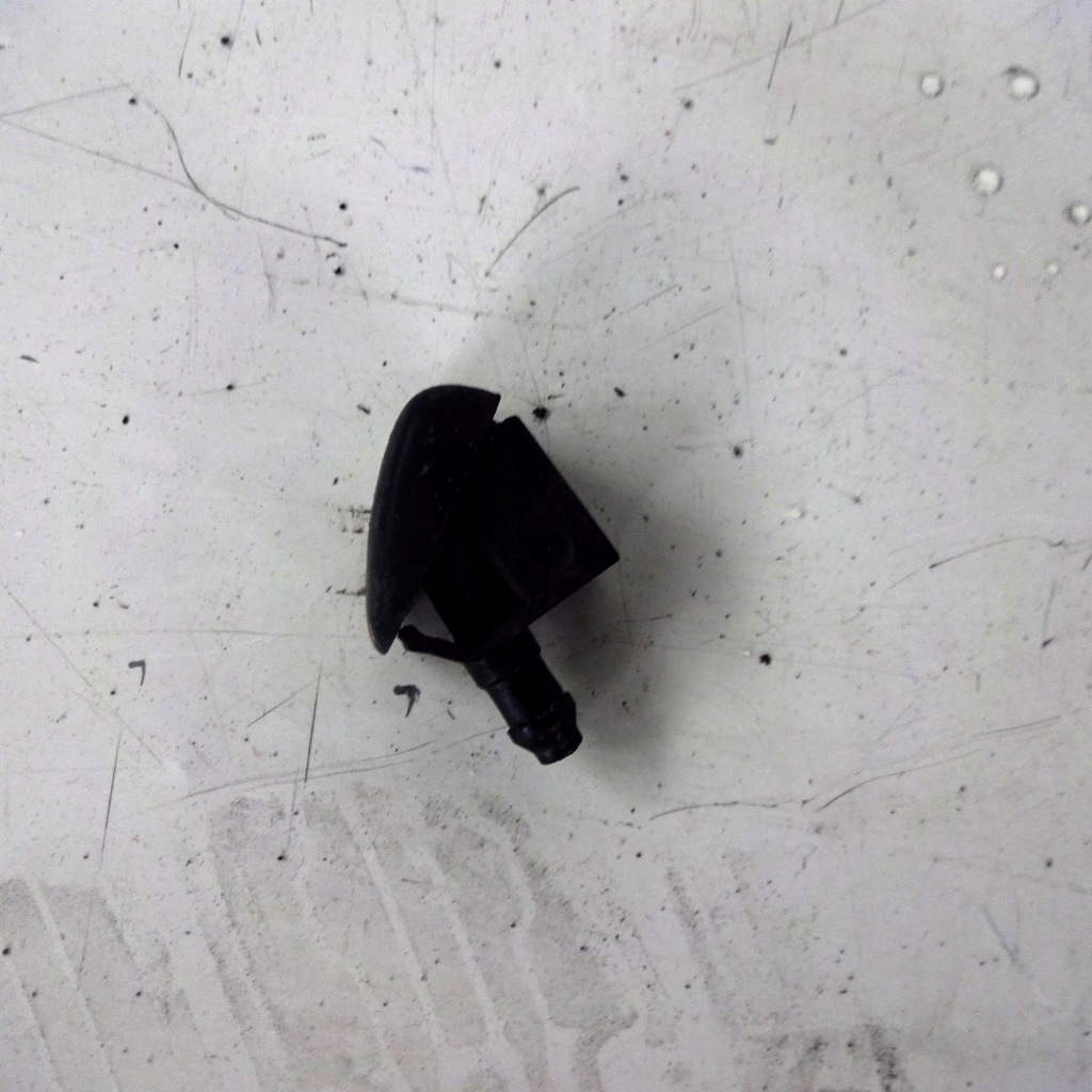 фото №1, Насадка розпилювача передня skoda fabia ii 07-14r