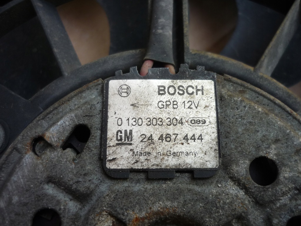 Вентилятор радиатора воды opel zafira b 1.7 1.9 cdti 2.2 24467442 исправный Доставка