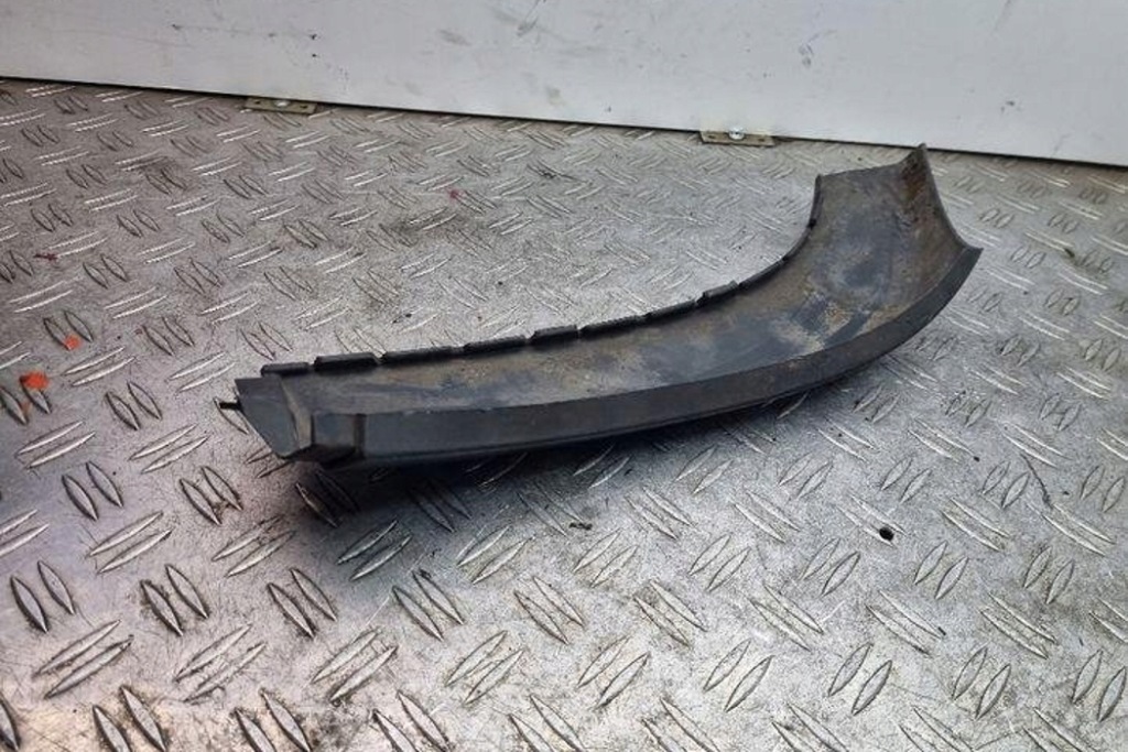 фото №1, Правая молдинг заднего бампера mini cooper r50, r53 6800203 1.6l бензиновый