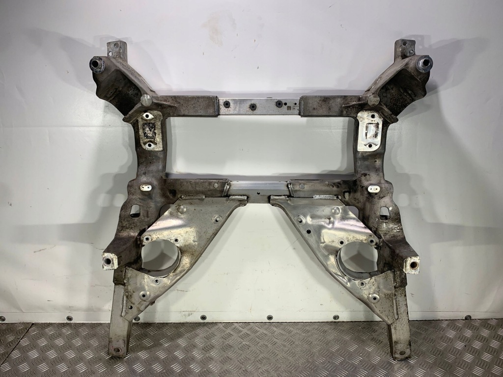 Купить 2019 alfa romeo stelvio подрамник передние d1729120316