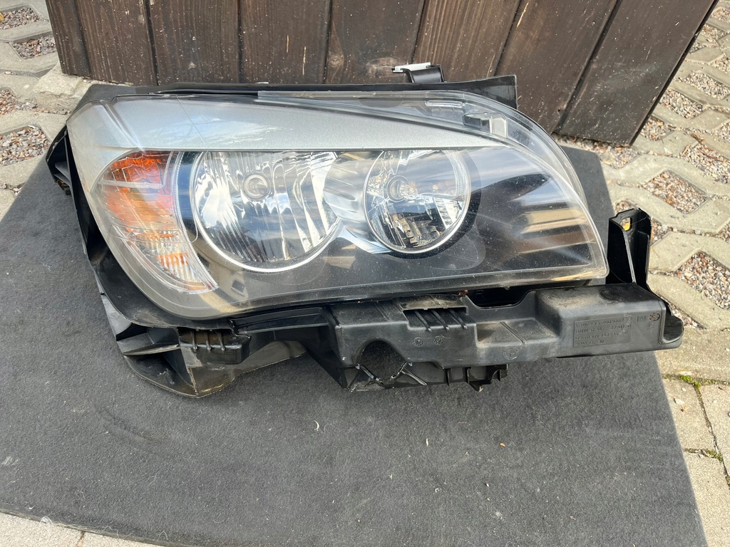 фото №1, Bmw x1 e84 лампа перед права h7