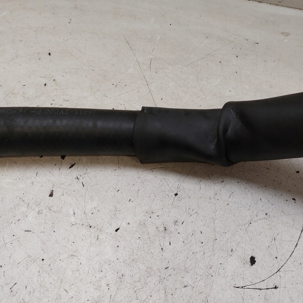 фото №6, Hyundai ix35 1,7crdi wąż шланг радиатора wody