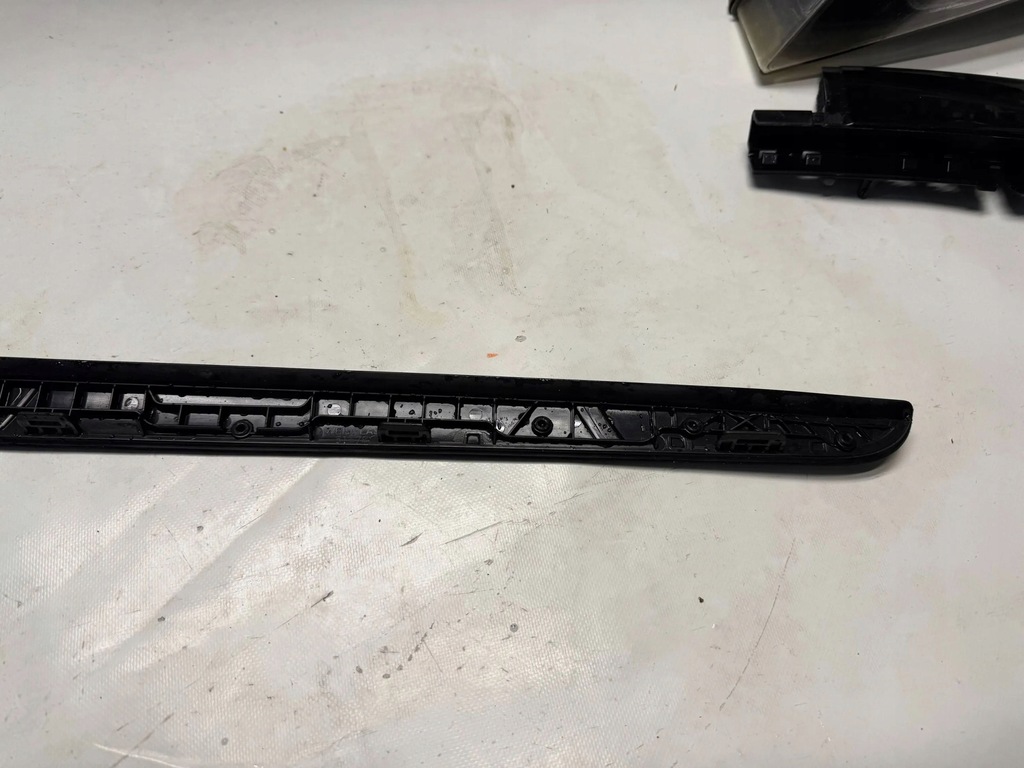 фото №8, Opel grandland x 2017 молдинг правая стекло лобовое p00051480