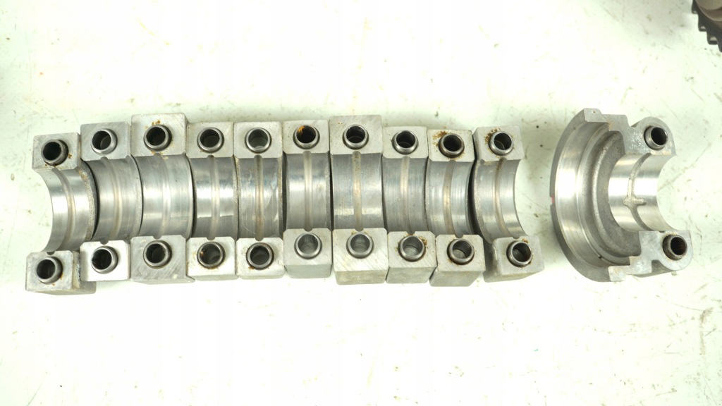 Купити Вал розподільного валу вали вкладиш вкладиші вала kia rio 2 2 1.4 1.6 16v g4ed