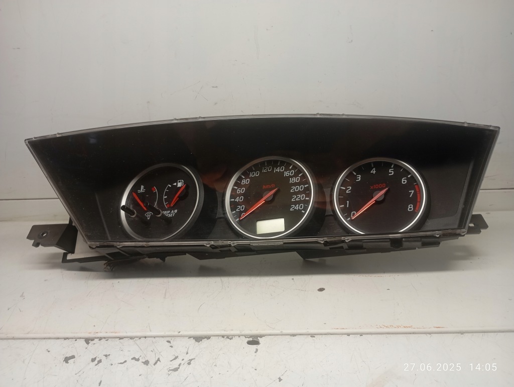 фото №1, Nissan primera p12 1.8 счетчик приборы av603