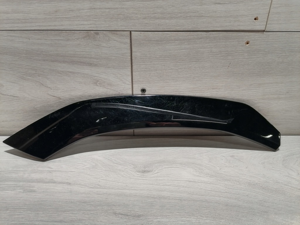 фото №1, Lamborghini urus молдинг крыла задняя p 4ml854820