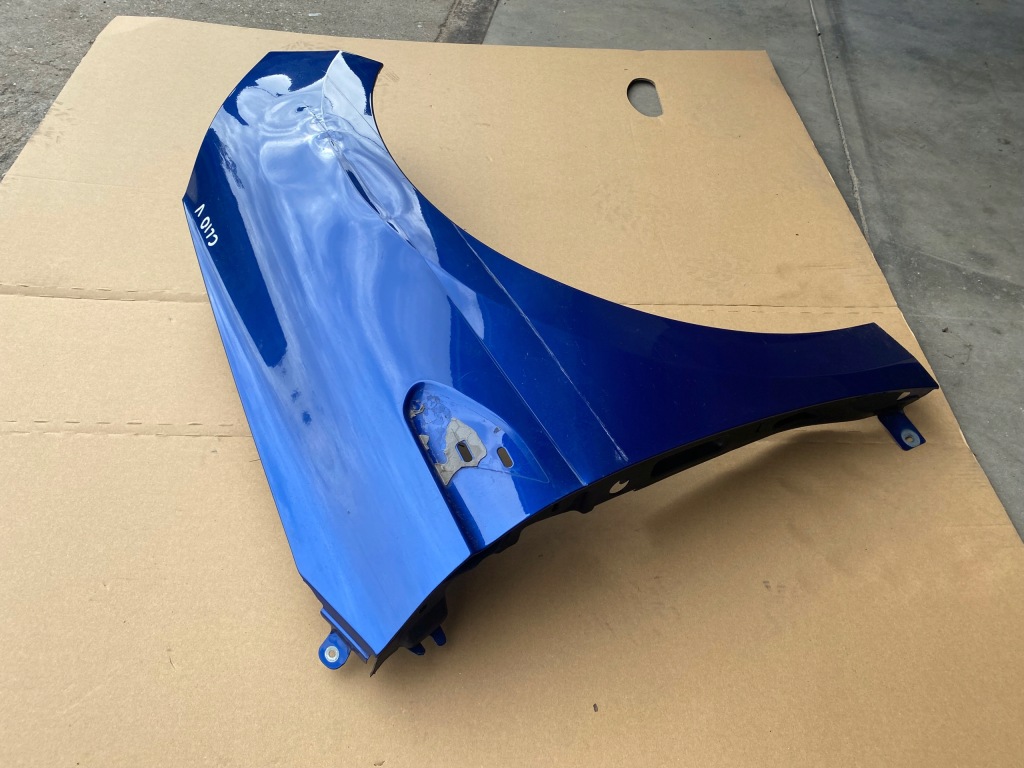 Крыло  правый  передний renault clio 5 625604013r Оригинал