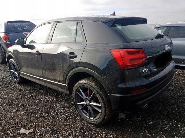 фото №2, Audi q2 задняя s-line бампер крышка багажника led лампа