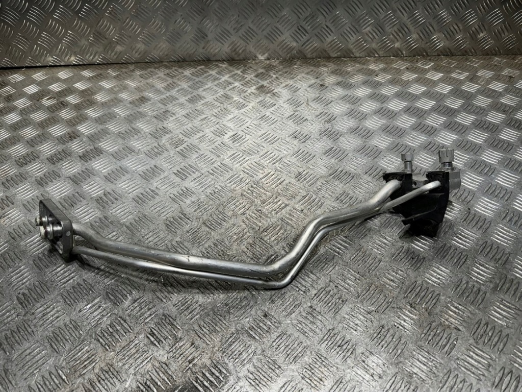 фото №1, Шланг кондиционера bmw x5 f15 2015 9384257
