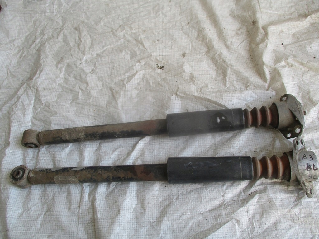 Audi a3 амортизатор задняя задний 96-00 1j0512131c Цена