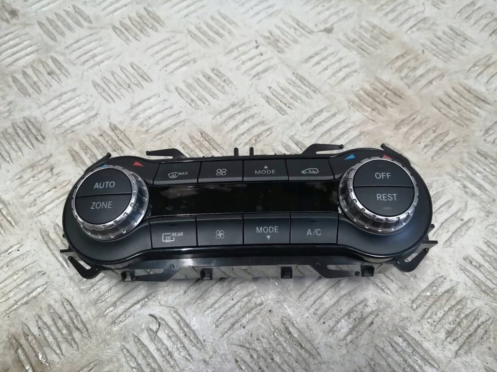 Купити Панель кондиціонер кондиціонера mercedes w246 b klasa a2469009604