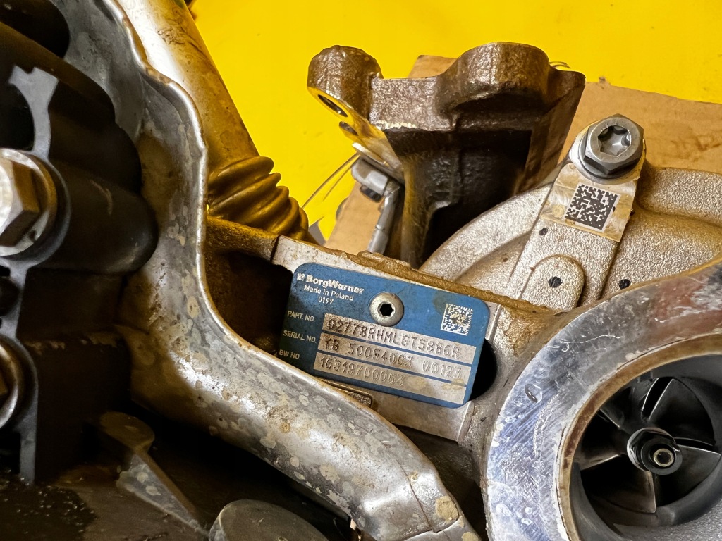 Turbo компресор турбіна dacia duster ii 1.0 tce lpg h4d f480 Зі Шроту