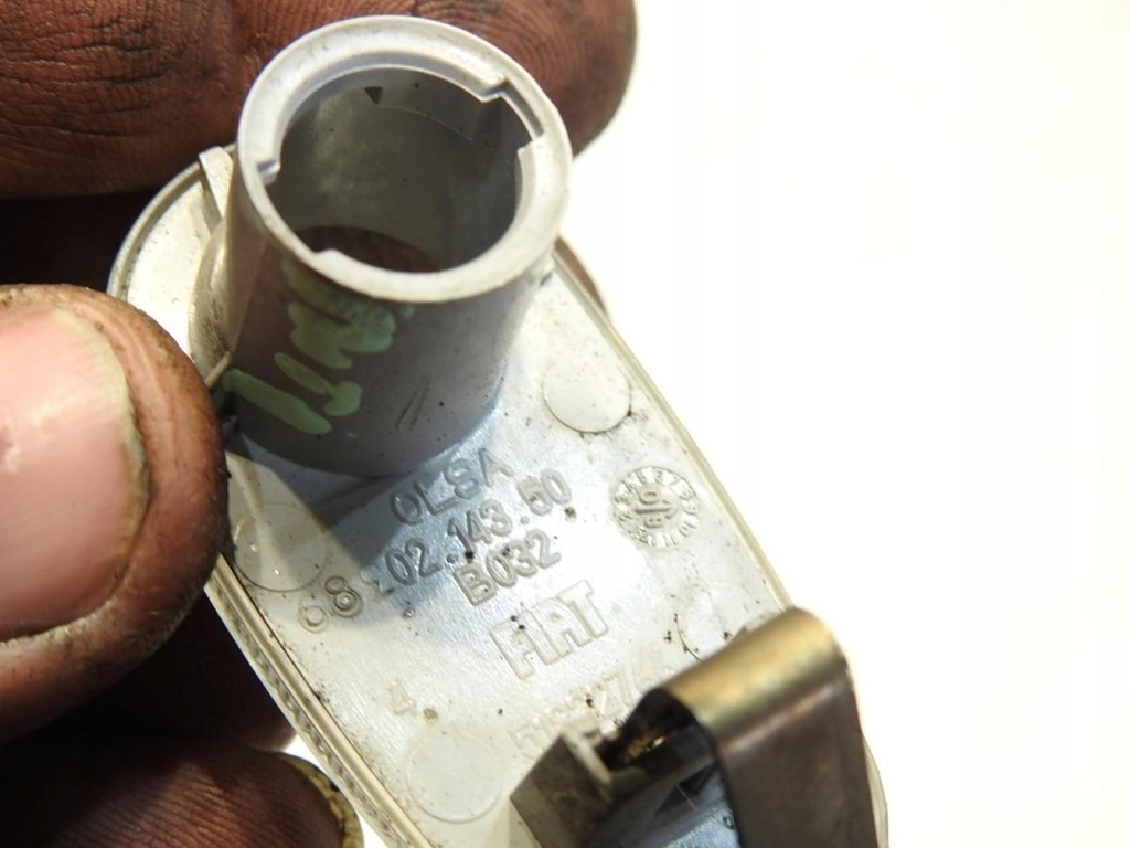 фото №7, Поворотник крыла alfa romeo mito