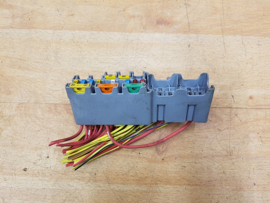 фото №2, Коробка предохранителей renault megane ii 1.5 dci