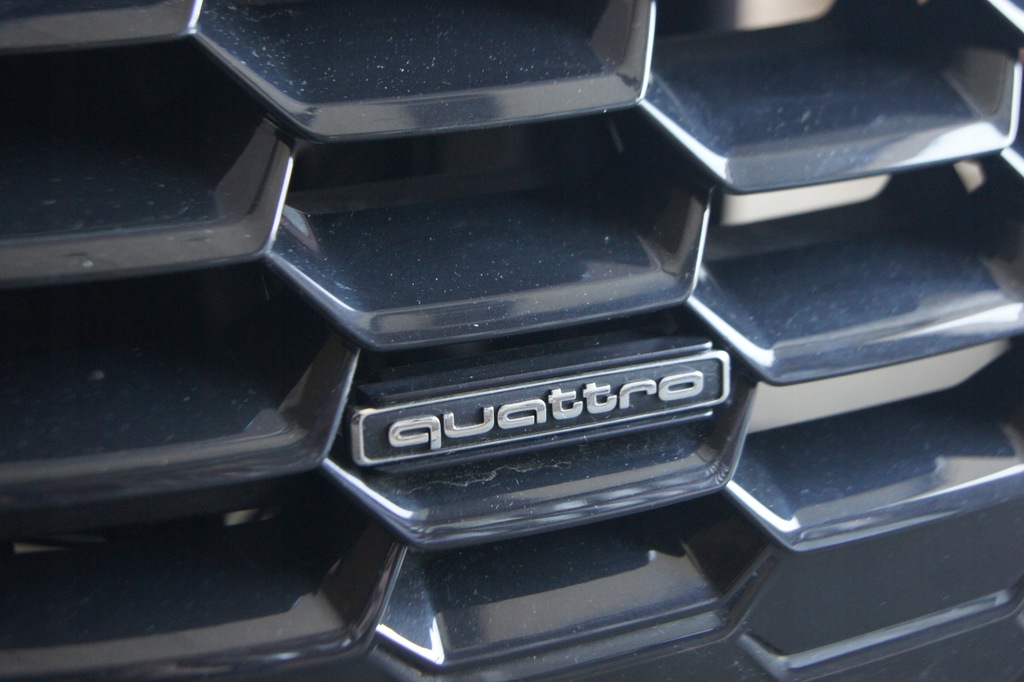 фото №8, Audi a3 8y s-line перед капот бампер лампи ly3u