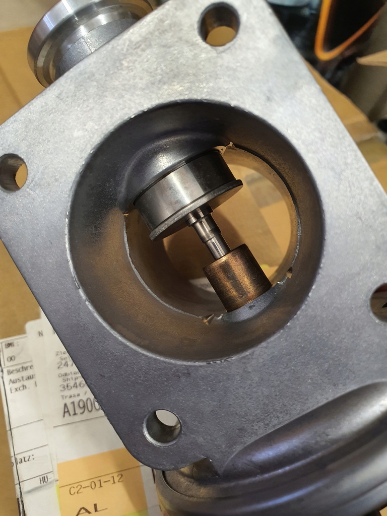 фото №5, Клапан egr bmw 11718479605 m57 новый оригинал aso