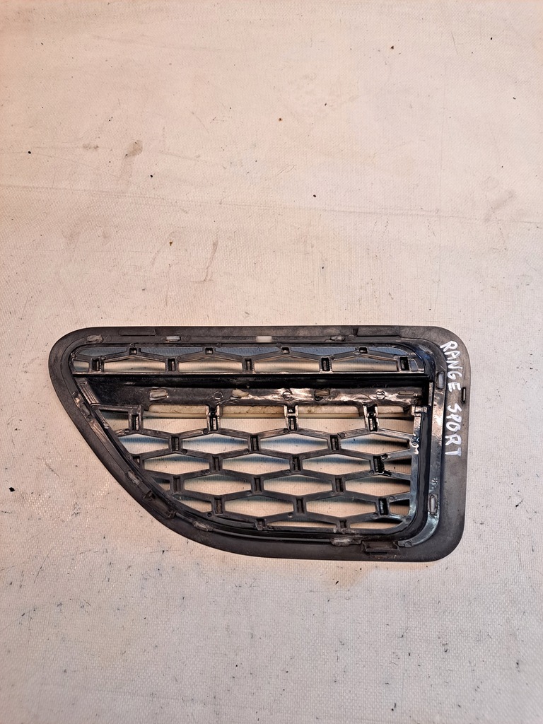 фото №8, Решітка крила права range sport l320