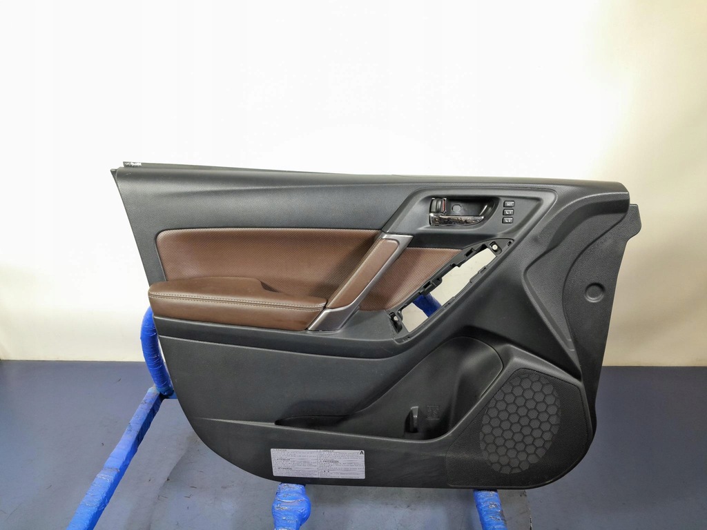 фото №1, Forester iv обивка дверь перед левая кожа