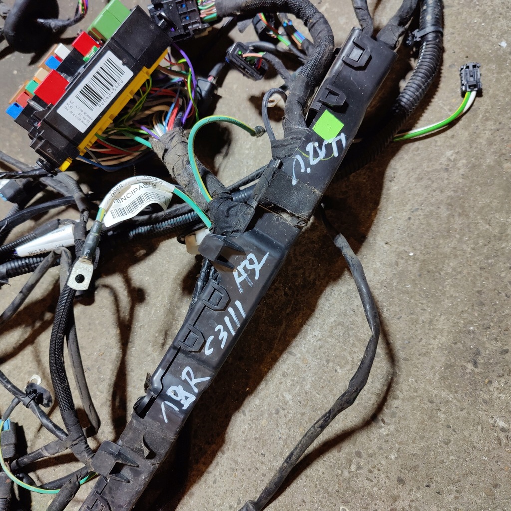 фото №5, Citroen c3 iii 1.2 vti жгут отсек двигателя