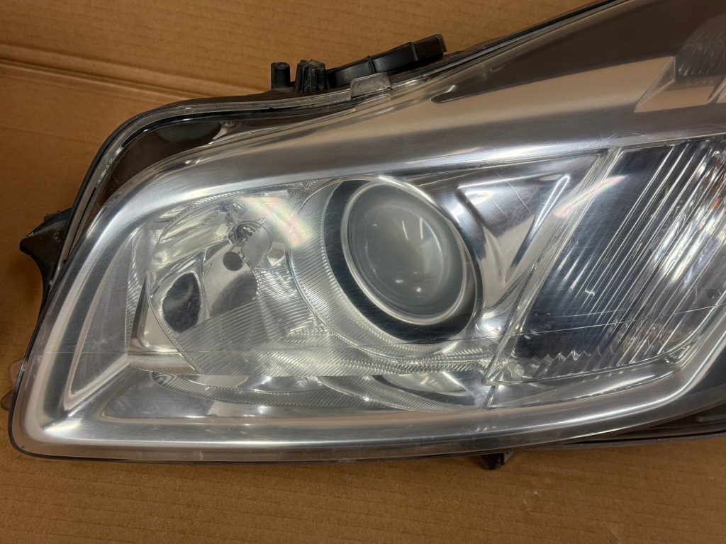 Opel insignia a фара правий ліва ксенон led 13226793 13226792 європа Зі Шроту