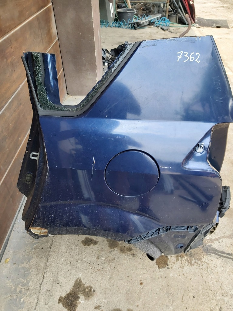 фото №5, Toyota corolla verso ii pas задний панель фары пол