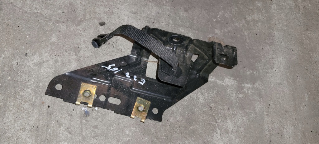 фото №2, Кронштейн бардачка bmw e30