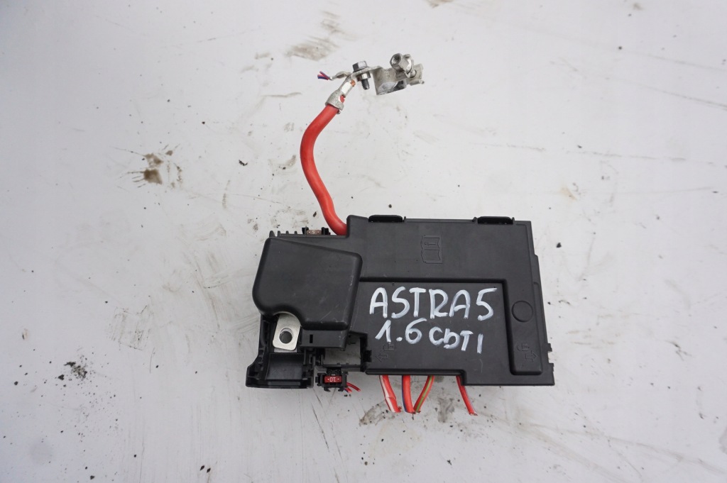 Купити Клема плюсова 39023242 opel astra 5 k 1.6 cdti