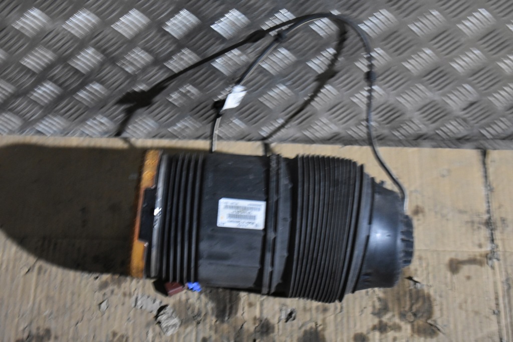 фото №1, Idealny пневмоподушка подушка задняя левая porsche panamera 971 1