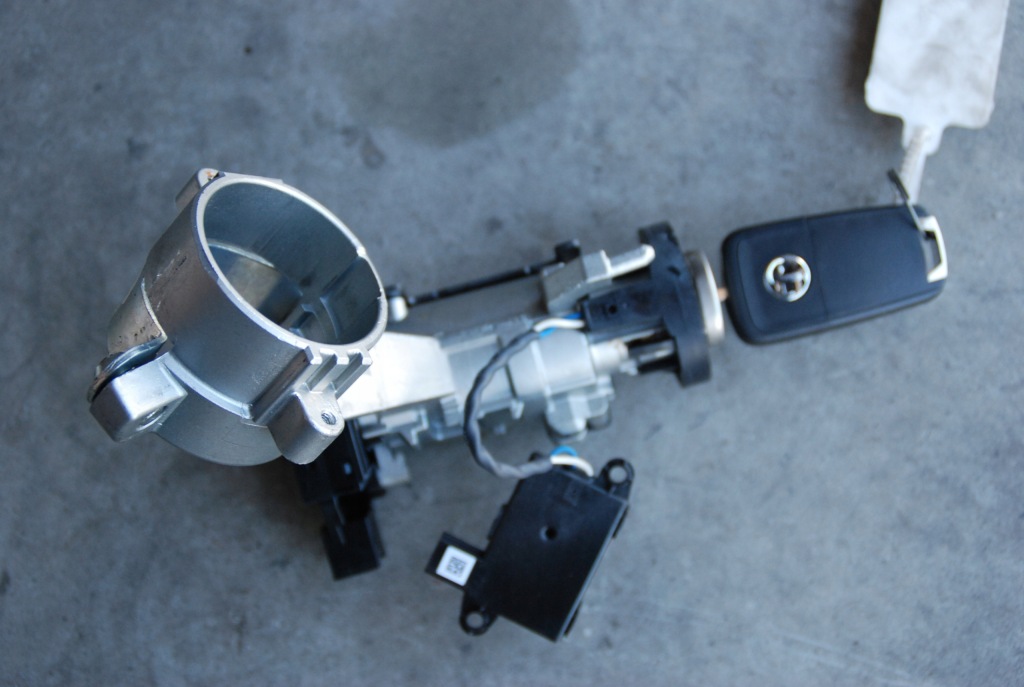 фото №3, Замок зажигания ключ opel corsa e 15r