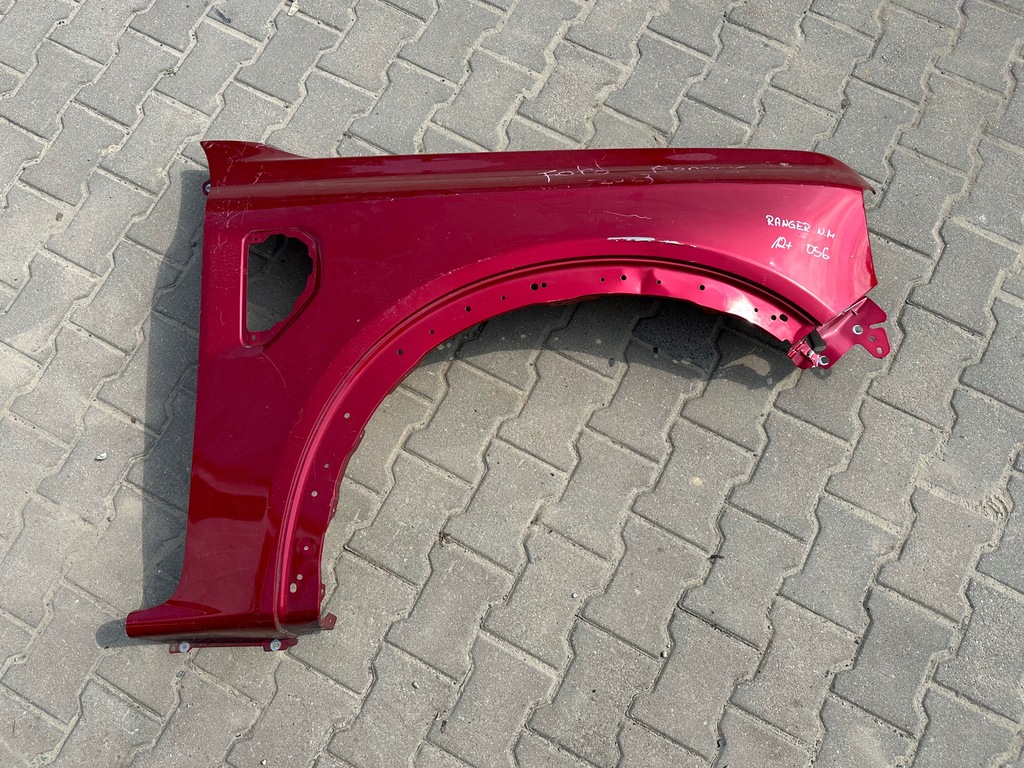фото №1, Ford ranger 2022- крыло правый передний