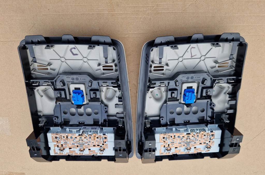 фото №4, Opel astra j 4 iv лампа внутрішня освітлення