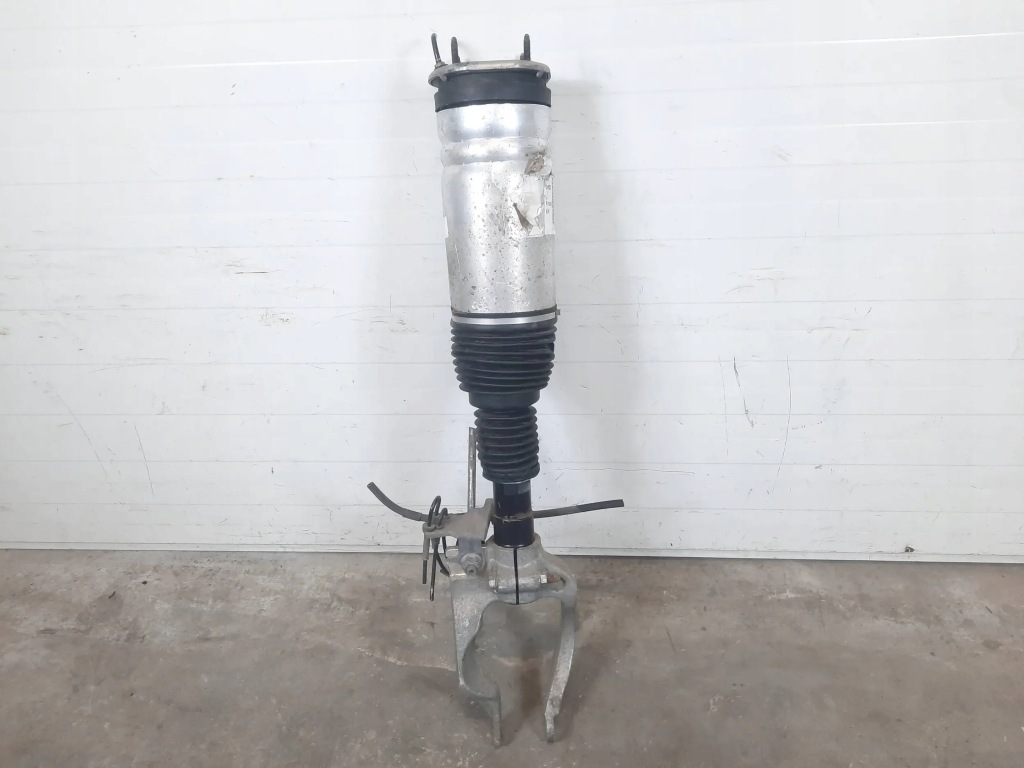 фото №1, Амортизатор пневматический левый перед левый передний discovery v 5 l462