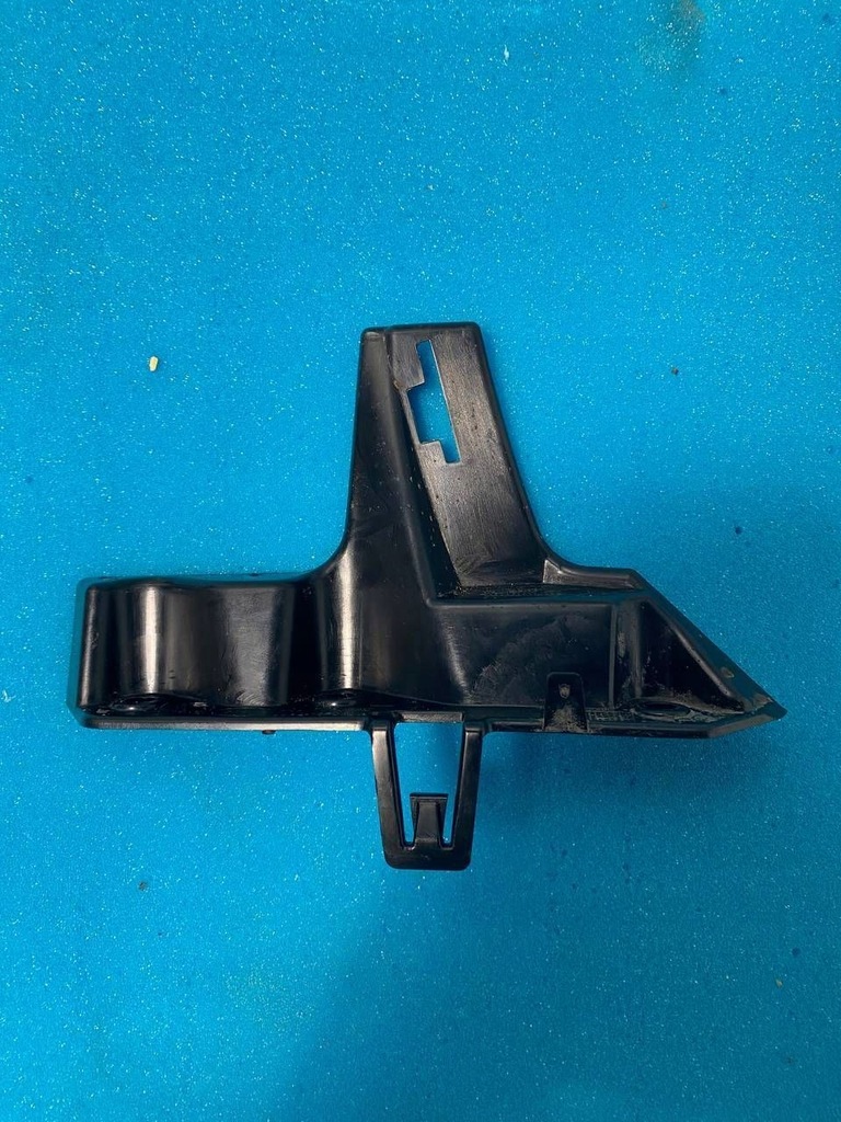 фото №1, Land rover range rover velar кронштейн бампера передній j8a216f072ab