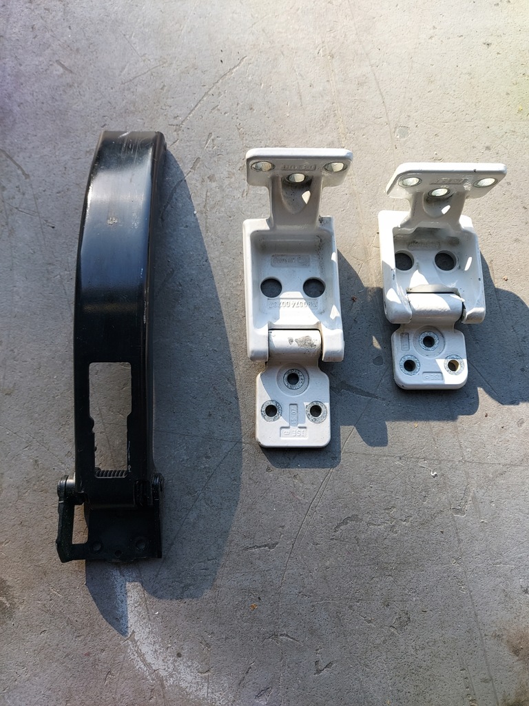 фото №1, Петля петли дверь правый задняя sprinter 906 комплект a9067400537