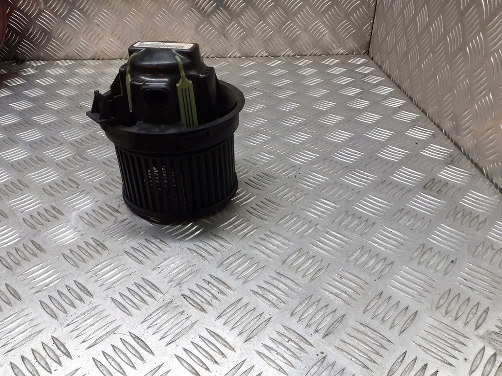 фото №1, Вентилятор обдув peugeot 207 sw nn102992g