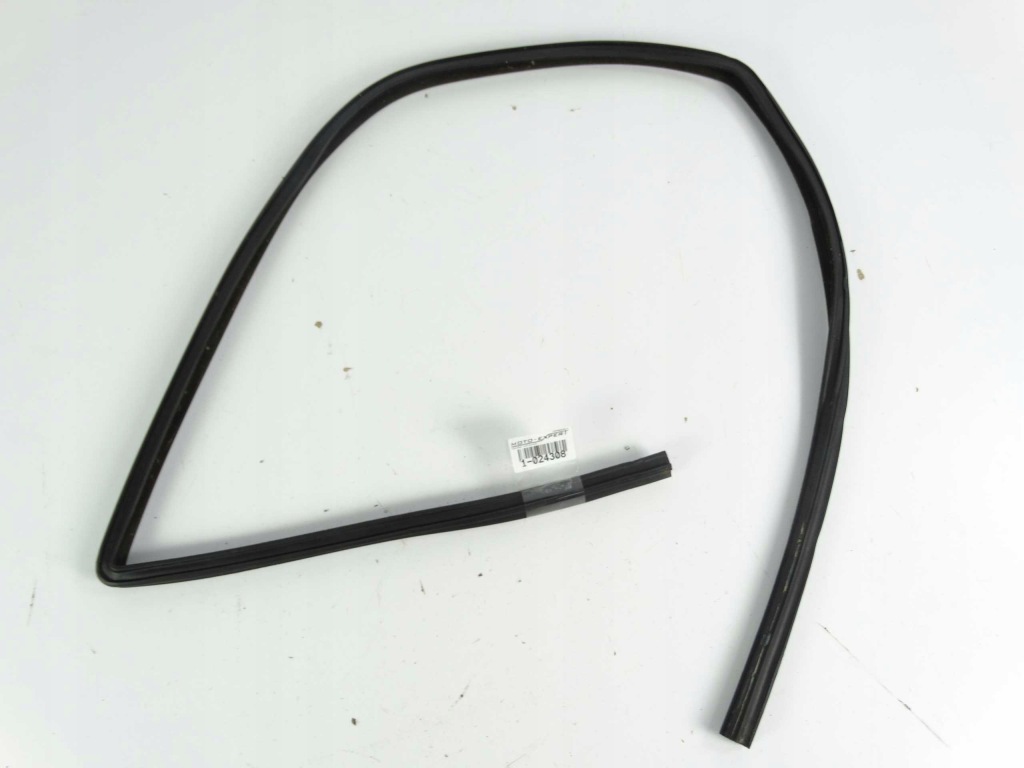 Купить Mercedes s w126 прокладка стекло дверь правая  перед