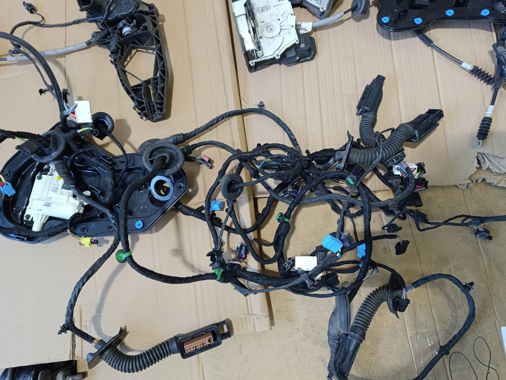 фото №5, Замки доводчики ручка доводчик audi a8 d5