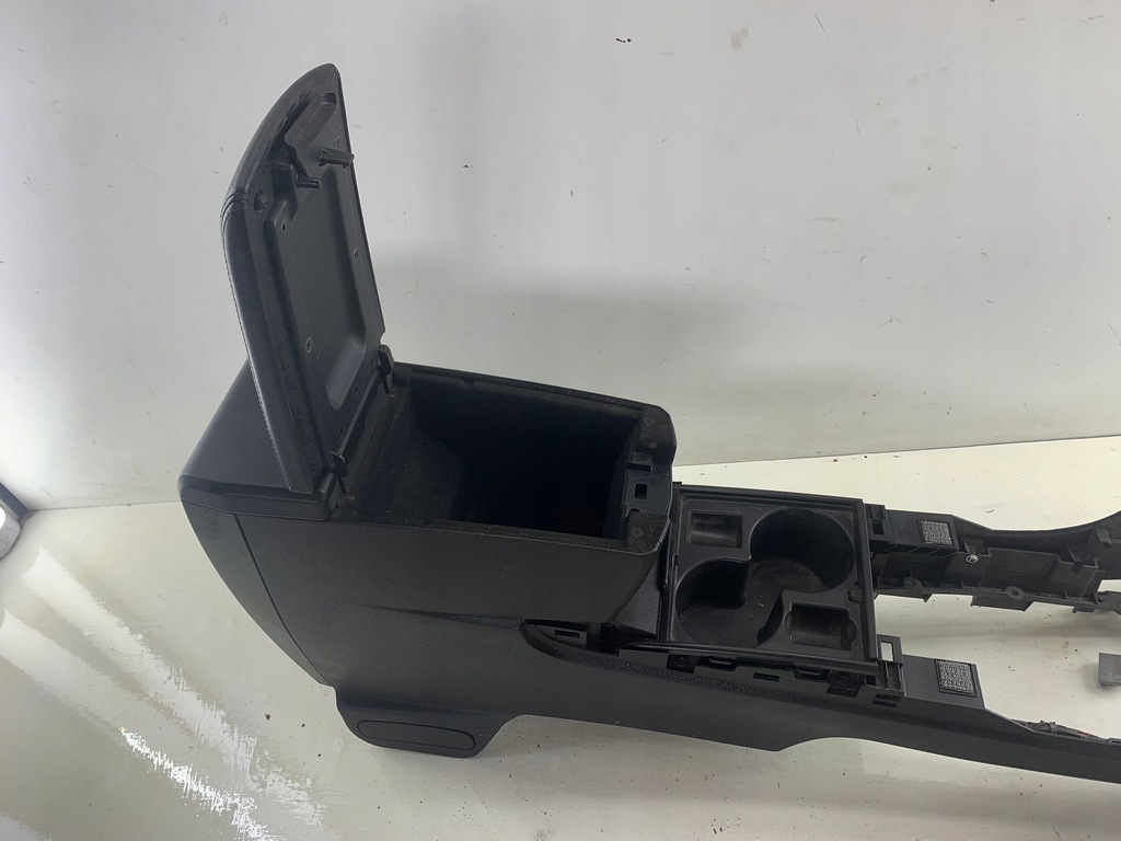 фото №5, Cadillac srx туннель подстаканник подлокотник кожа