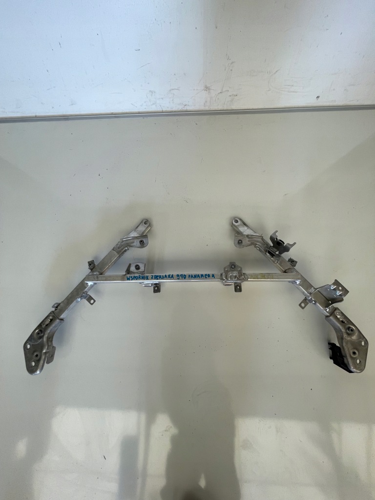 фото №1, Кронштейн бампера porsche panamera 970