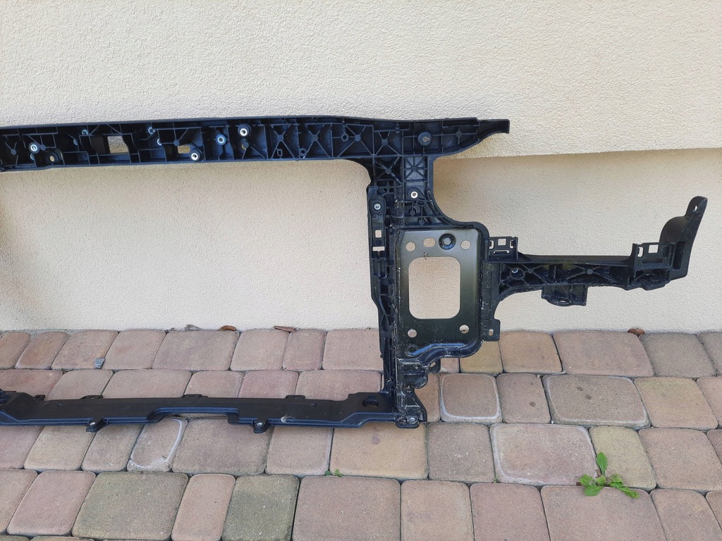 фото №8, Hyundai i30 pas передний усилитель передний 64101s0200