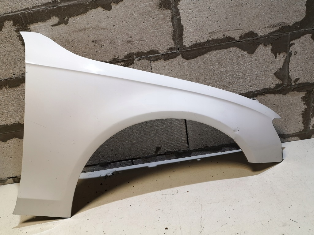 фото №1, Крыло правый перед audi a4 b8