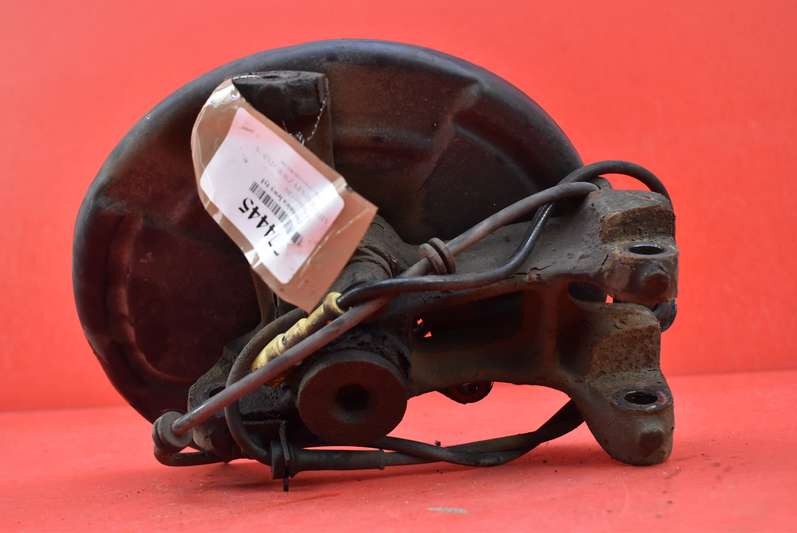 фото №5, Поворотний кулак ліва задня alfa romeo gtv 2.0 16v 95r