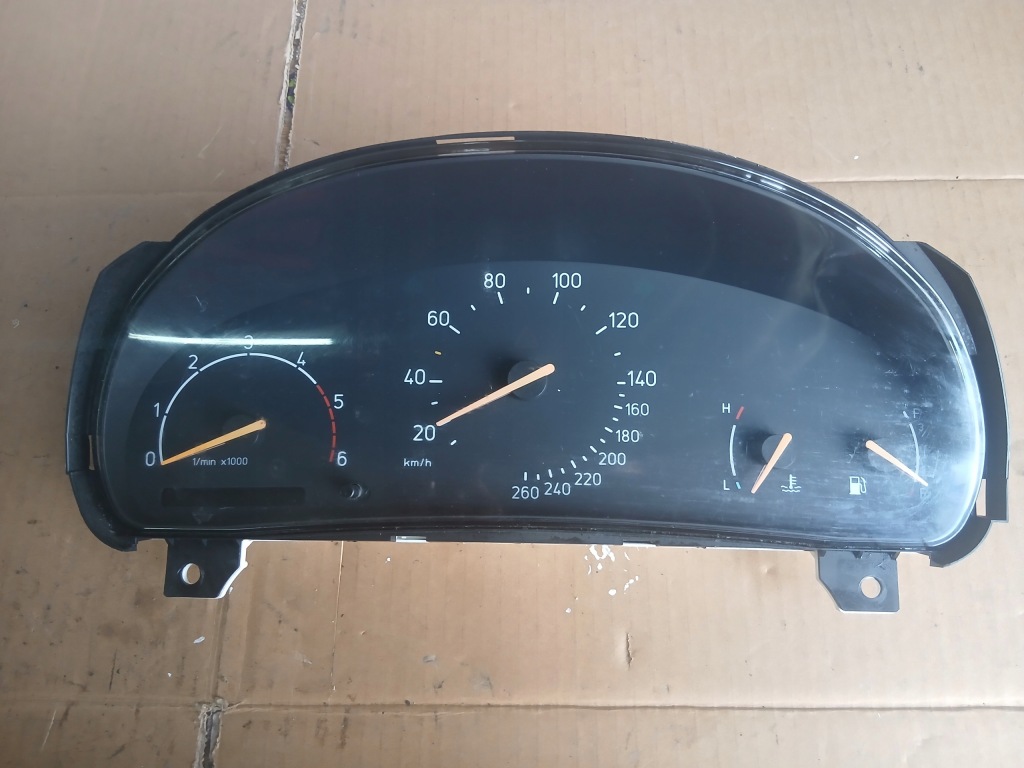 Купити Saab 95 3.0tid лічильник прилади 5373188