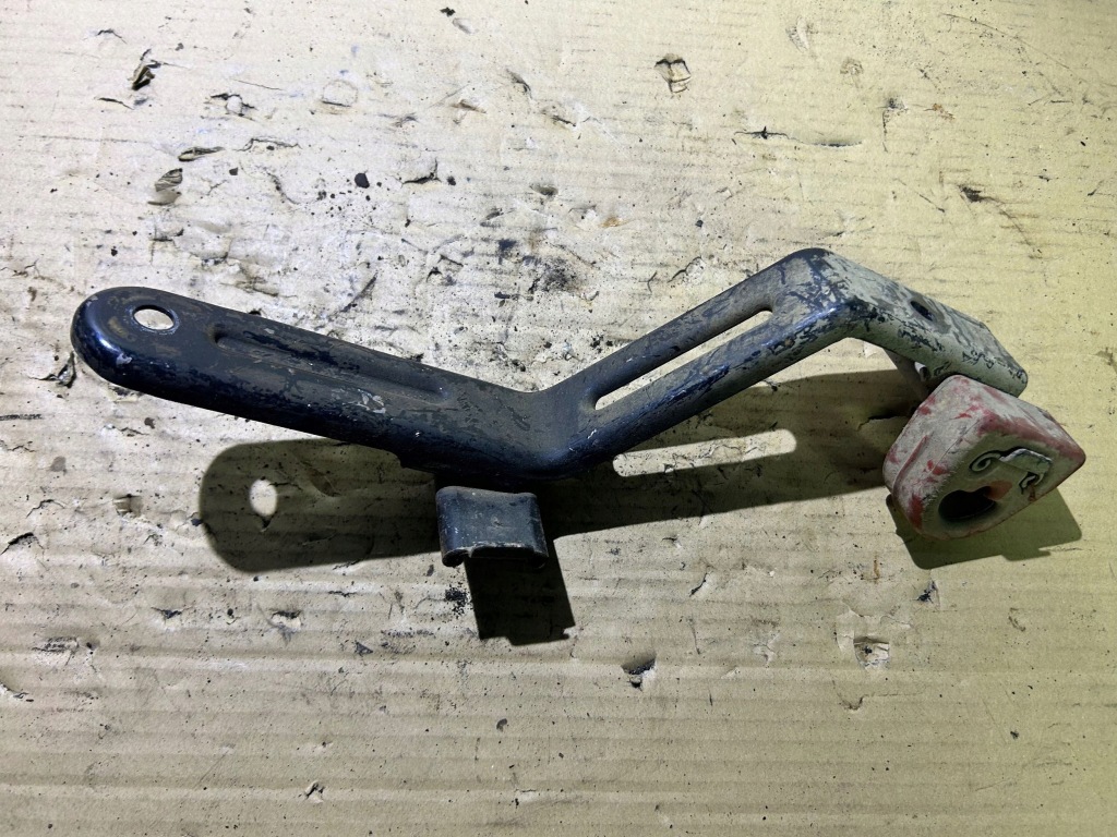 Купить Кронштейн кронштейн выхлоп mercedes sprinter 907 910 2.2 cdi a9104921500