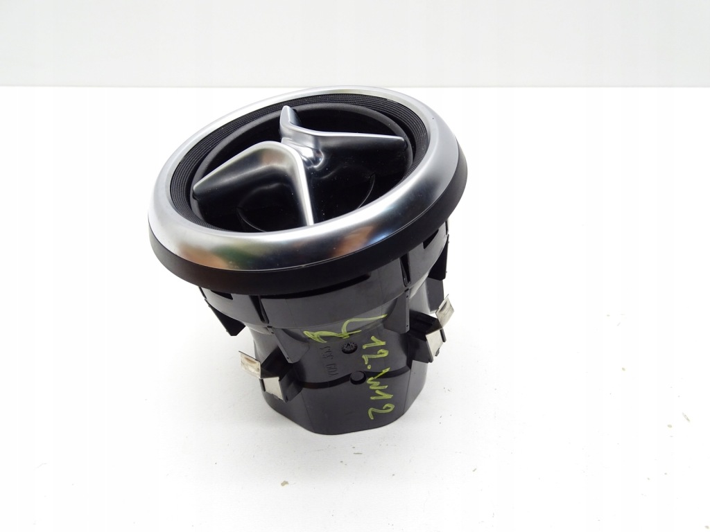 Решітка обдув консолі панелі перед a1768300754 mercedes w176 a klasa Ціна