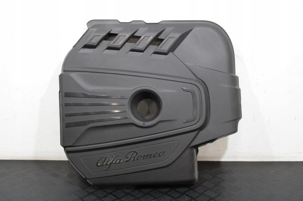 фото №1, Защита na двигатель 55277996 alfa romeo giulia 2,2d