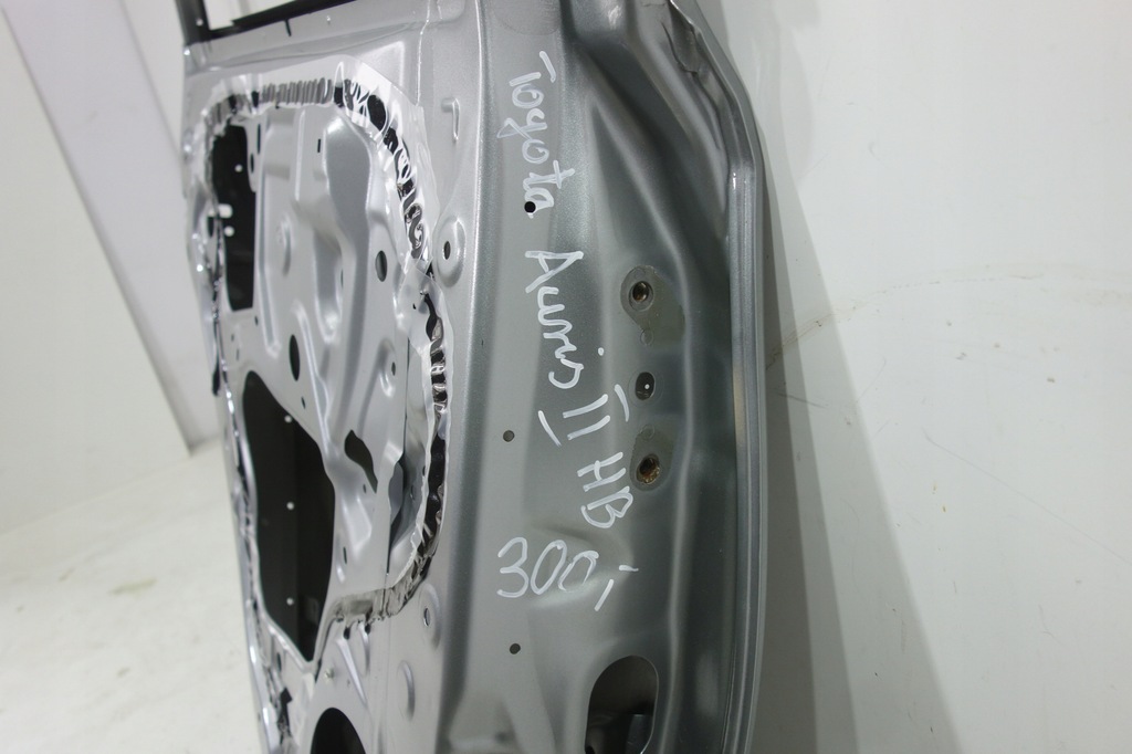 фото №9, Двері задня ліва toyota auris ii 2012- 5d hb