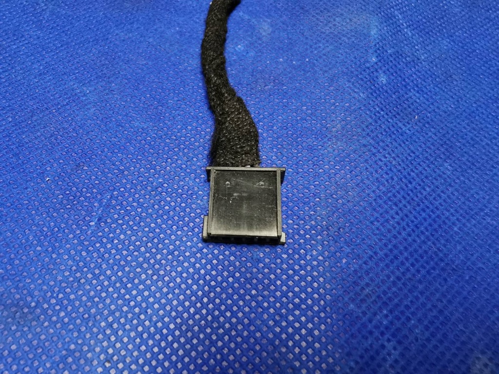 Штекер жгут крышки задний багажника оригинал tesla model 3 158432400a Цена