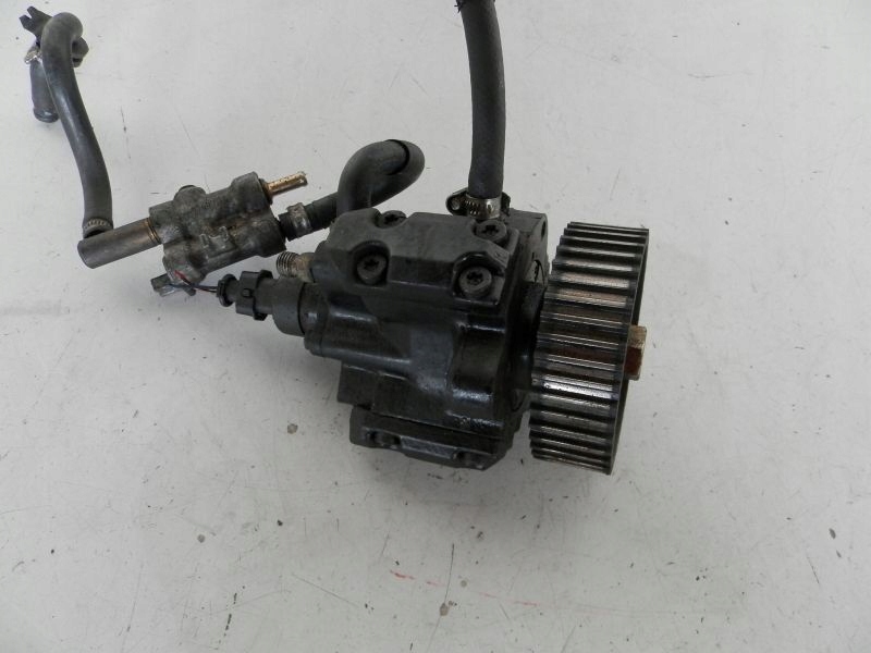 фото №5, Alfa romeo 147 насос впрыскная 1.9 jtd 0445010007