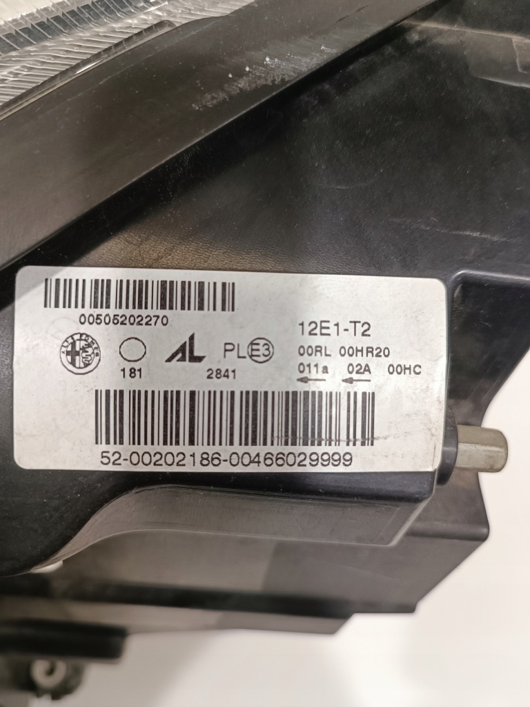 Фара перед правий alfa romeo giulilietta звичайна 00505202270 Доставка